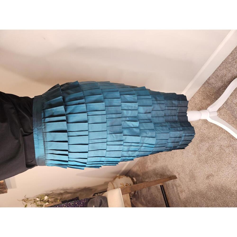 Doncaster Collection Pleated Skirt - Size 6 - Picture 1 of 7
